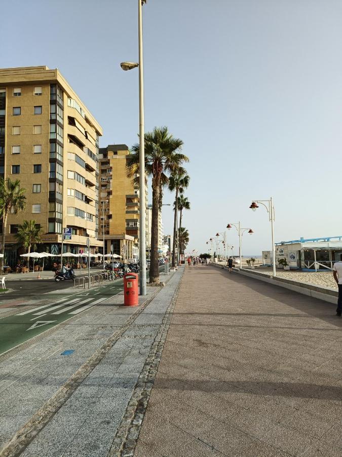 Piso Calidad Precio Junto A La Playa De La Victoria Apartment Cádiz Exterior photo